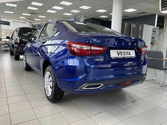 2026 Lada (ВАЗ) Vesta I Рестайлинг (NG), синий, 1651000 рублей - вид 2