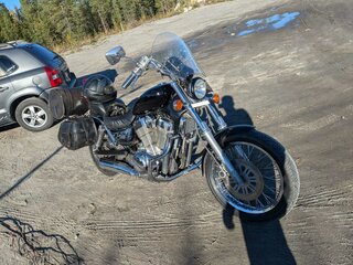Suzuki Intruder VS 1400
