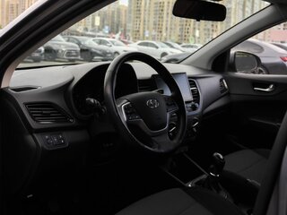 2020 Hyundai Solaris II Рестайлинг, серый, 1198000 рублей, вид 5