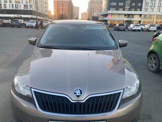 2018 Skoda Rapid I Рестайлинг, бежевый, 1500000 рублей, вид 1