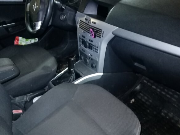 2011 Opel Astra H Рестайлинг, чёрный, 500000 рублей - вид 7
