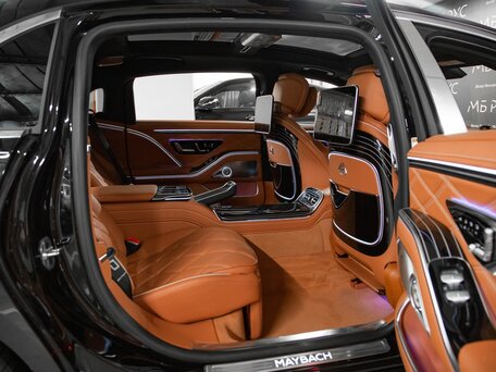 2026 Mercedes-Benz Maybach S-Класс 580 II (Z223) Рестайлинг, чёрный, 38830000 рублей, вид 3