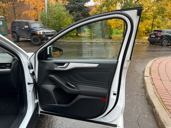 2019 Ford Focus IV, белый, 1350000 рублей - вид 18