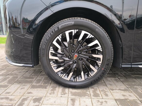 2025 Hongqi HQ9, чёрный - вид 8