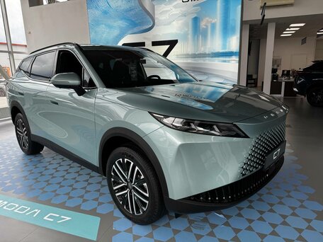 Omoda C7