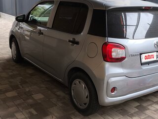 2017 Toyota Passo III, серый, 779000 рублей, вид 2