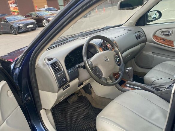 2005 Nissan Maxima V (A33), синий, 999999 рублей - вид 9