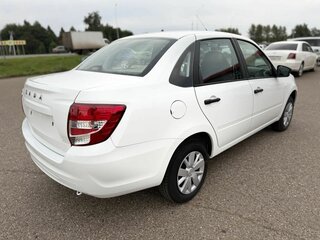 2026 Lada (ВАЗ) Granta I Рестайлинг, белый, 899000 рублей, вид 4