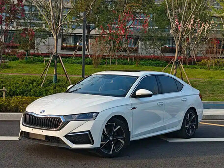 Skoda Octavia IV (A8)