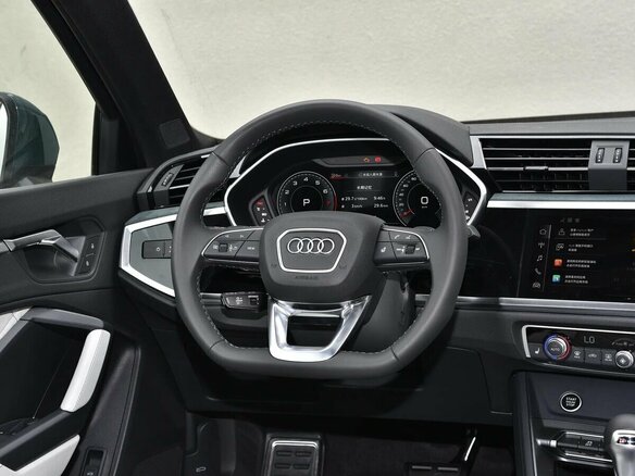 2026 Audi Q3 45 TFSI II (F3), синий, 4750000 рублей - вид 12