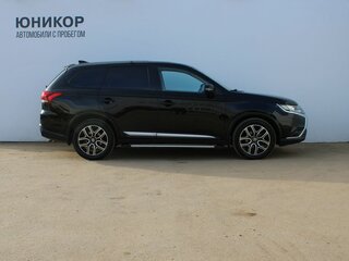 2019 Mitsubishi Outlander III Рестайлинг 3, чёрный, 1919000 рублей, вид 4