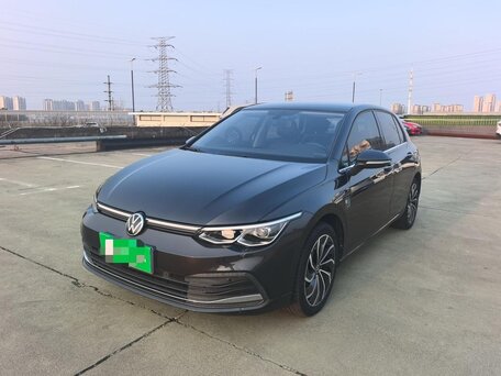 Volkswagen Golf VIII