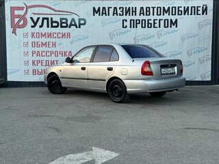 2009 Hyundai Accent ТагАЗ II, серебристый, 390000 рублей, вид 4