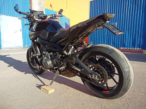 2014 Yamaha MT-09 (FZ-09), чёрный, 600000 рублей - вид 8