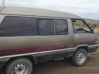 1991 Toyota Town Ace II Рестайлинг 2, коричневый, 370000 рублей, вид 5