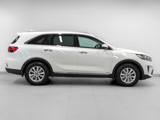 2018 Kia Sorento III Prime Рестайлинг, белый, 2995000 рублей, вид 4