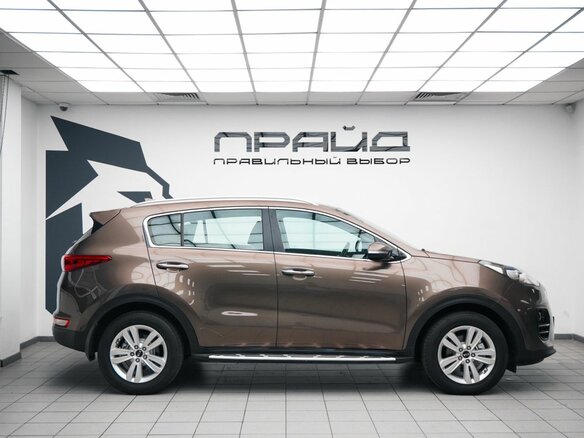 2018 Kia Sportage IV Рестайлинг, коричневый, 2179000 рублей - вид 4