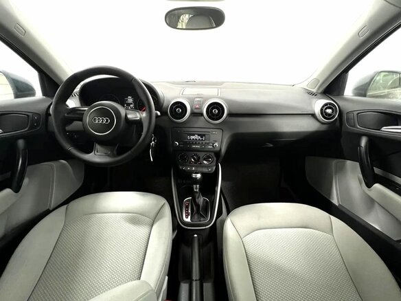 2012 Audi A1 I (8X), чёрный, 1000000 рублей - вид 13
