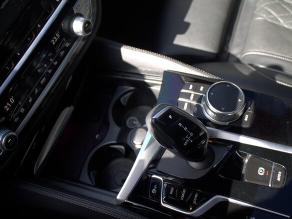 2022 BMW 5 серии 530i VII (G30/G31/G38) Рестайлинг, серый, 5150000 рублей - вид 19