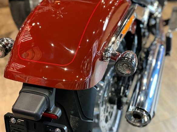 2024 Harley-Davidson Fat Boy, красный, 3400000 рублей - вид 9