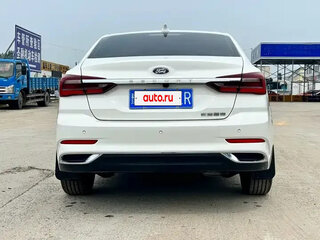 2021 Ford Escort VI Рестайлинг 2, белый, 980001 рублей, вид 2
