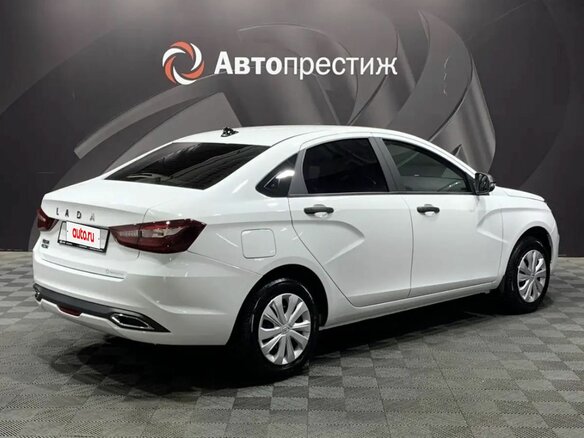 2026 Lada (ВАЗ) Vesta I Рестайлинг (NG), белый - вид 4