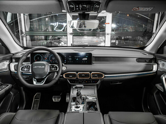 2026 Jetour X70+ I Рестайлинг, белый, 3099000 рублей - вид 17