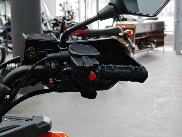 2026 Loncin XWolf 700, оранжевый, 859000 рублей - вид 22