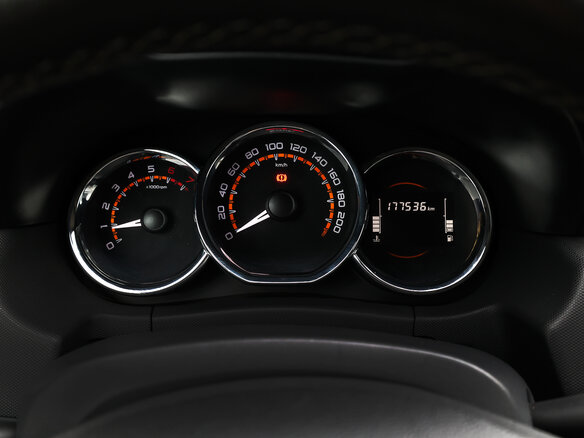 2022 Lada (ВАЗ) Largus I Рестайлинг, чёрный, 998000 рублей - вид 14