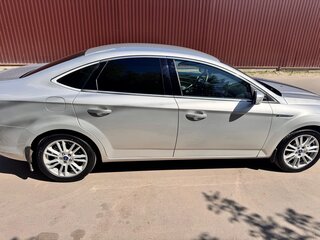 2013 Ford Mondeo IV Рестайлинг, серебристый, 925000 рублей, вид 3