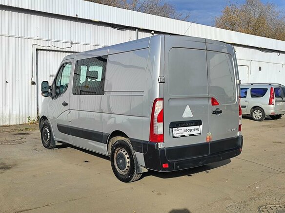 2017 Renault Master, серебристый, 2499000 рублей - вид 6