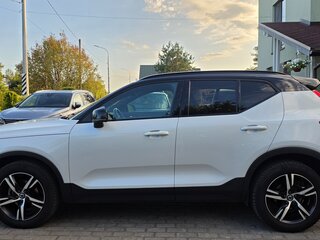 2020 Volvo XC40 I, белый, 2250000 рублей, вид 4