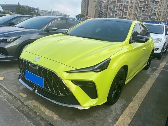 2022 MG 5 II, зелёный, 1050000 рублей