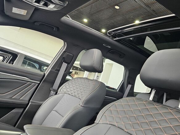 2026 Geely Okavango I Рестайлинг, серый, 4085990 рублей - вид 11
