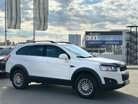 2012 Chevrolet Captiva I Рестайлинг, белый - вид 2