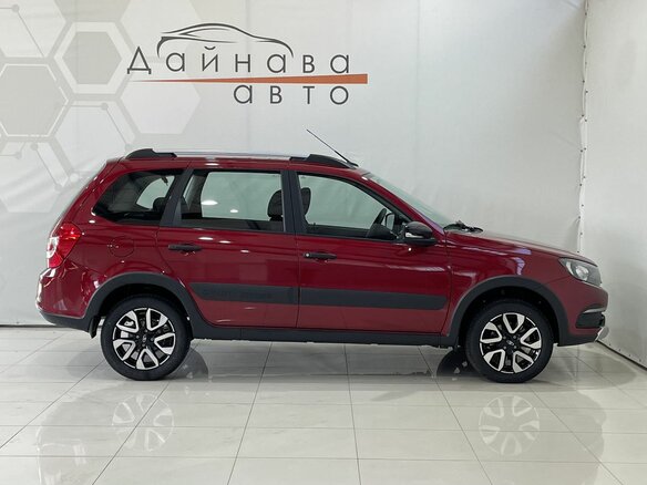2026 Lada (ВАЗ) Granta Cross I Рестайлинг, красный - вид 3