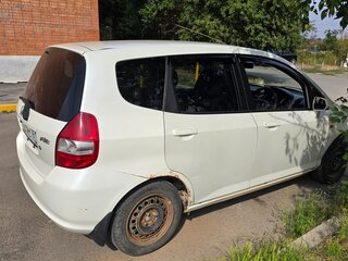 2001 Honda Fit I, белый, 270000 рублей, вид 2
