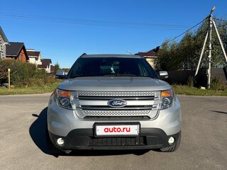 2013 Ford Explorer V, серебристый, 1800000 рублей, вид 2