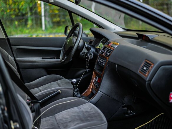 2003 Peugeot 307 I, чёрный, 320000 рублей - вид 11