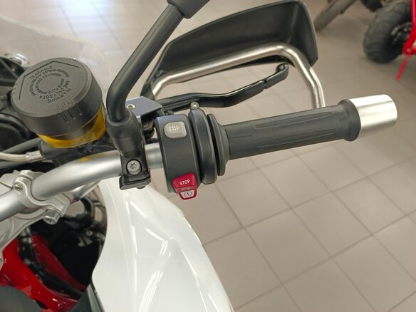 2015 BMW F 700 GS, белый, 720000 рублей - вид 23