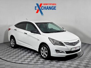 2015 Hyundai Solaris I Рестайлинг, белый, 899000 рублей, вид 3