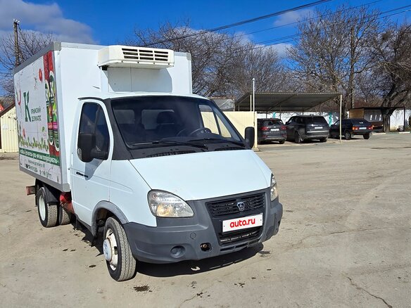 2015 ГАЗ ГАЗель (3302), белый, 950000 рублей