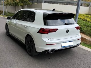 2021 Volkswagen Golf VIII, белый, 1654500 рублей, вид 4