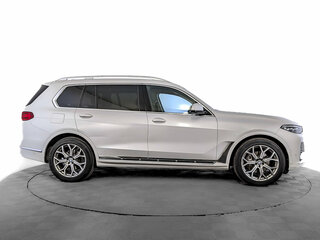 2019 BMW X7 40i I (G07), белый, 5250000 рублей, вид 4