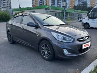 2013 Hyundai Solaris I, чёрный, 720000 рублей, вид 3