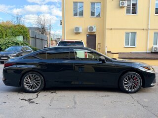 2019 Lexus ES 350 VII, чёрный, 4990000 рублей, вид 5
