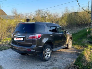 2013 Chevrolet TrailBlazer II, коричневый, 1780000 рублей, вид 3