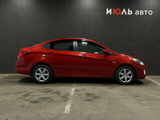 2011 Hyundai Solaris I, красный, 820000 рублей, вид 4