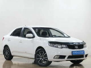 2009 Kia Cerato 5-speed II, белый, 549000 рублей, вид 1