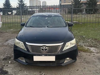 2012 Toyota Camry VII (XV50), чёрный, 1350000 рублей, вид 1